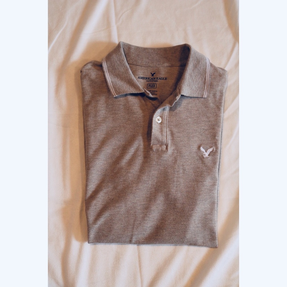 AMERICAN EAGLE Flex Pique Polo in Khaki